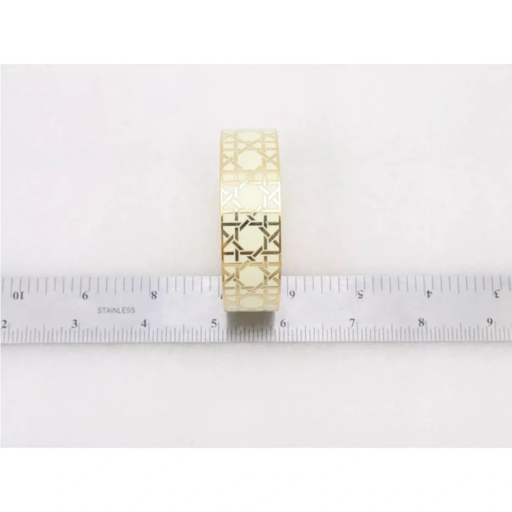 Kate Spade Shoot the Breeze Cream White Gold Enamel Hinged Bangle Bracelet 1181 - Picture 7 of 11